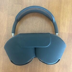 Apple Black Over-Ear Headphones